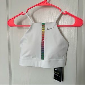✨NWT Nike Sports Bra